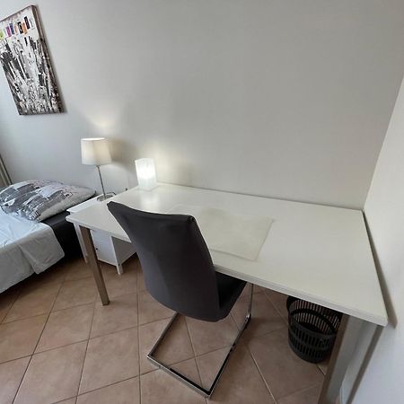 Location Chambre privée en colocation dans un appartement vaulx en velin centre Extérieur photo