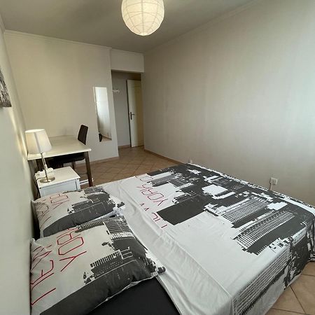Location Chambre privée en colocation dans un appartement vaulx en velin centre Extérieur photo